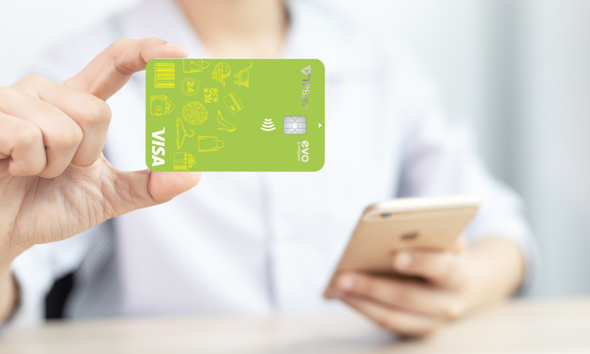 Cuộc chiến hoàn tiền thẻ tín dụng: VIB, TPBank, VPBank hay Techcombank đang "đốt tiền" thế nào để câu khách, và ai mới là người hào phóng thật sự?- Ảnh 6.