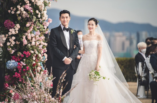"Chị đẹp" Son Ye Jin chia sẻ khoảnh khắc ấm áp bên con- Ảnh 3.