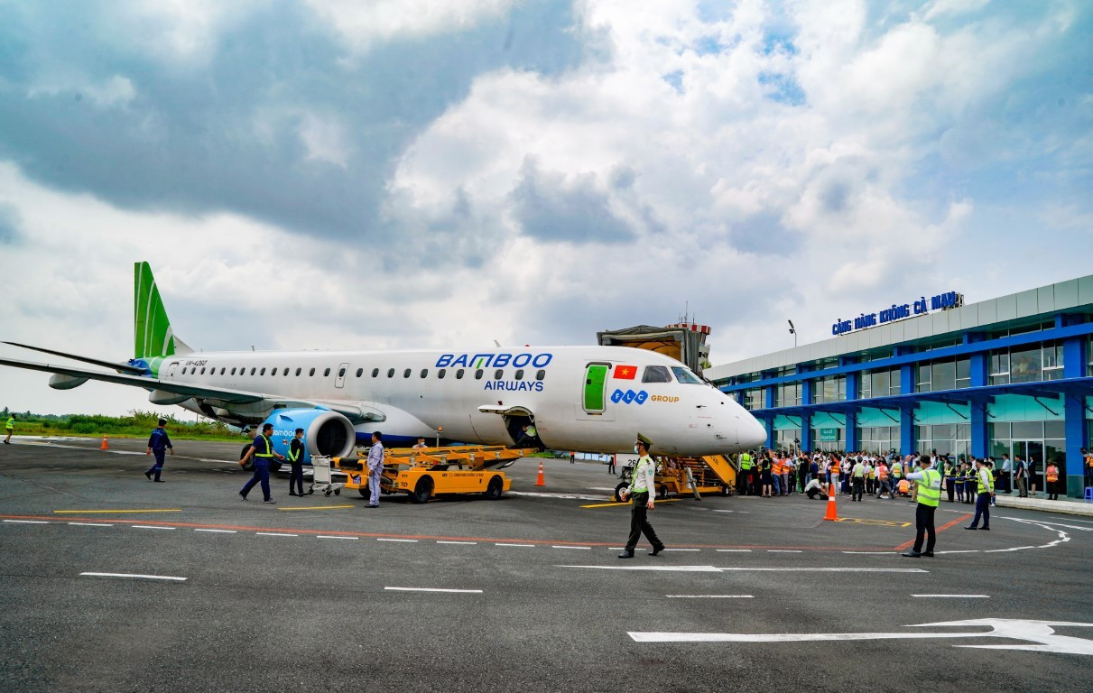 Sẽ đóng cửa sân bay Cà Mau 1 năm- Ảnh 1.