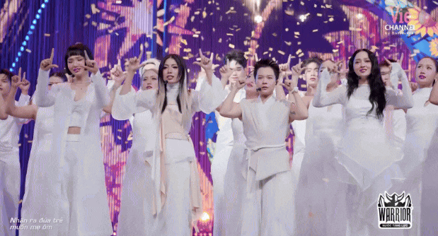 Chính tác giả cũng không thích bài hát của nhóm Em Xinh được ưu ái nhất Say Hi, fan chia phe tranh cãi- Ảnh 5.