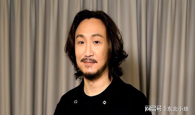 Chân dung “Thái tử showbiz” gia tài nghìn tỷ nhưng “mãi không chịu lớn”, keo kiệt tiền trợ cấp nuôi con- Ảnh 8.