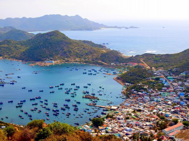 Hòn đảo Việt Nam không phải ai cũng tới được, du khách nhận xét: "Nhìn ảnh ngỡ như ở nước ngoài"- Ảnh 2.