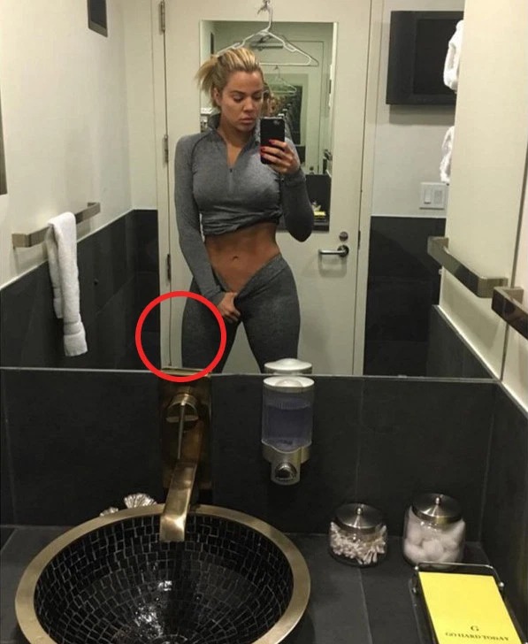 Nhà Kardashian - Jenner bị bóc mẽ nhan sắc giả dối: Từ mẹ đến con đều 