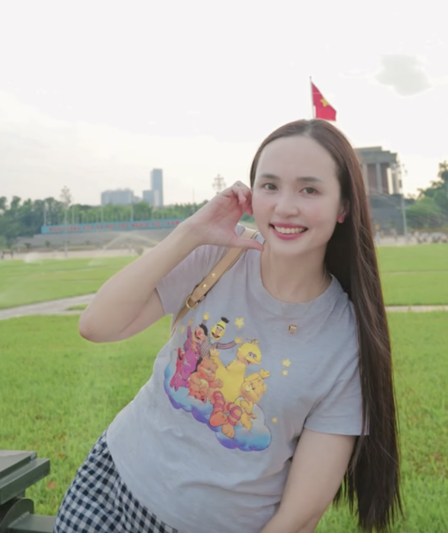 Ái nữ cựu Chủ tịch CLB Sài Gòn đã hết bị chê mặc xấu, lên đồ chuẩn tiểu thư Hà thành, nhan sắc 