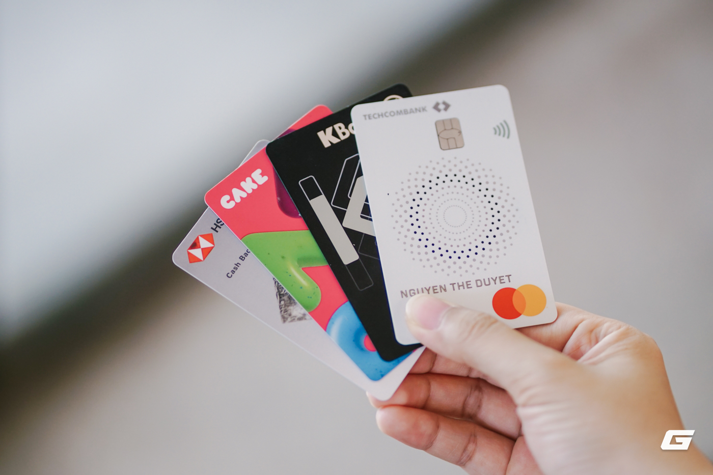 Cuộc chiến hoàn tiền thẻ tín dụng: VIB, TPBank, VPBank hay Techcombank đang "đốt tiền" thế nào để câu khách, và ai mới là người hào phóng thật sự?- Ảnh 2.
