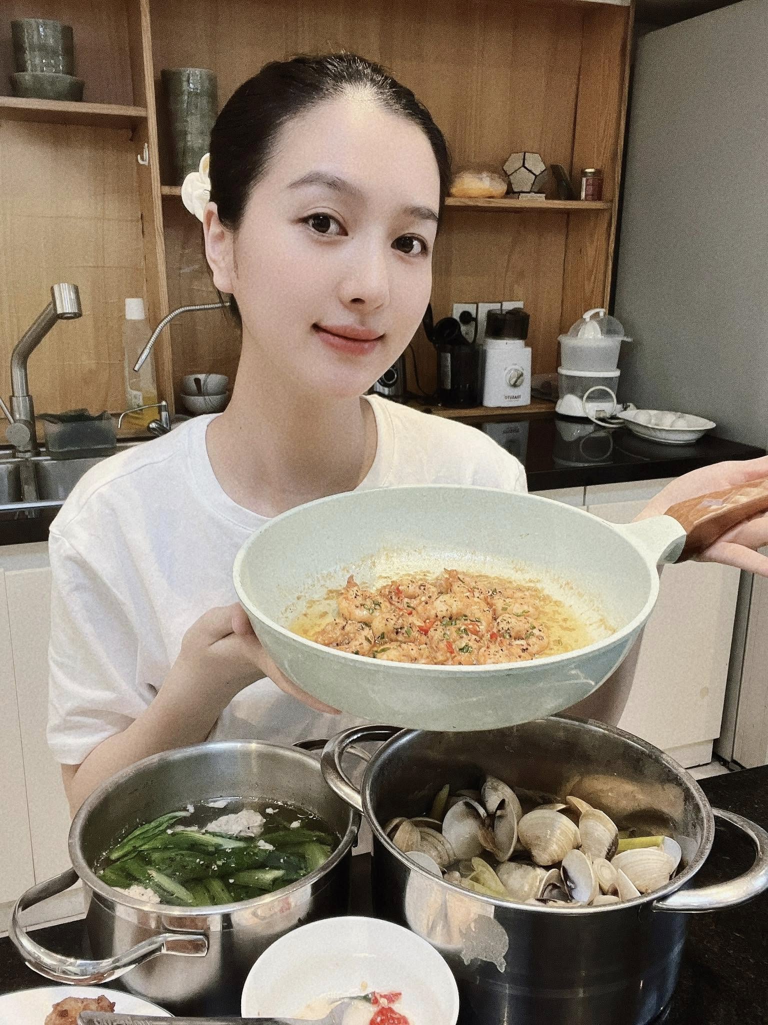 Vợ kém 17 tuổi của Hồ Quang Hiếu: “Sau khi có con, anh ấy bỏ quên mình luôn”- Ảnh 5.