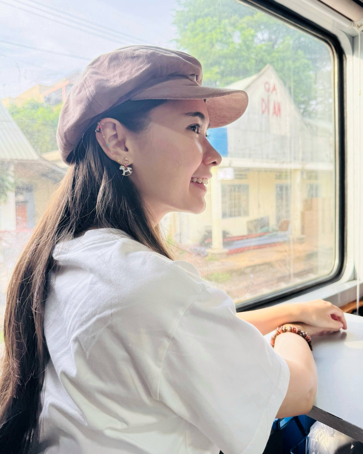 Xem phim Mang Mẹ Đi Bỏ mà sốc visual của 1 nữ diễn viên: Là bông hồng lai đẹp không góc chết, chẳng thua bất cứ ngọc nữ nào- Ảnh 17.