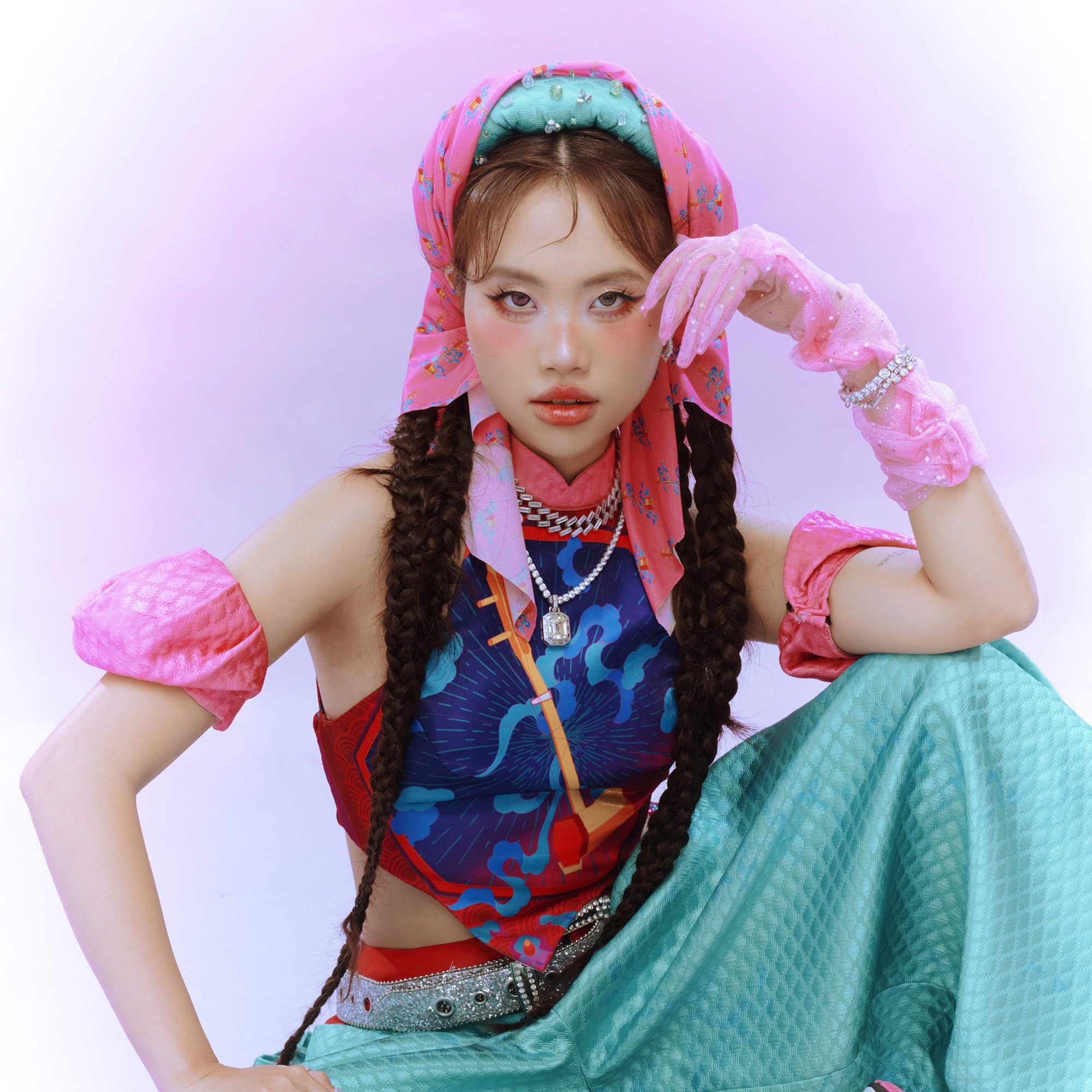 Càn quét YouTube nhờ Sing! Asia và Em Xinh Say Hi, Phương Mỹ Chi kiếm ít nhất 11 tỷ trong 1 năm- Ảnh 5.