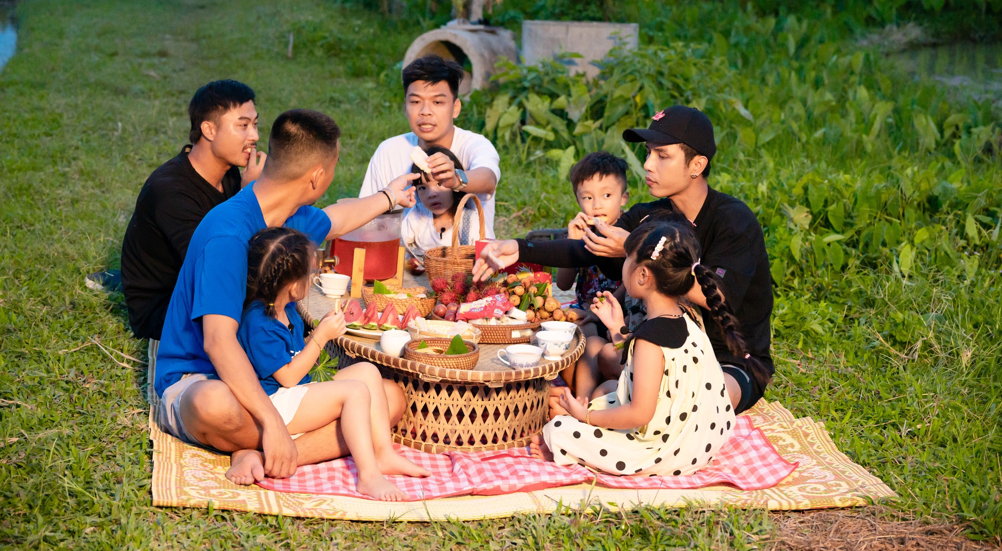 Tập 12 Bố Ơi Mình Đi Đâu Thế?: Duy Hưng khiến dàn nhóc tỳ rần rần khi xuất hiện cùng 1 món ăn!- Ảnh 6.