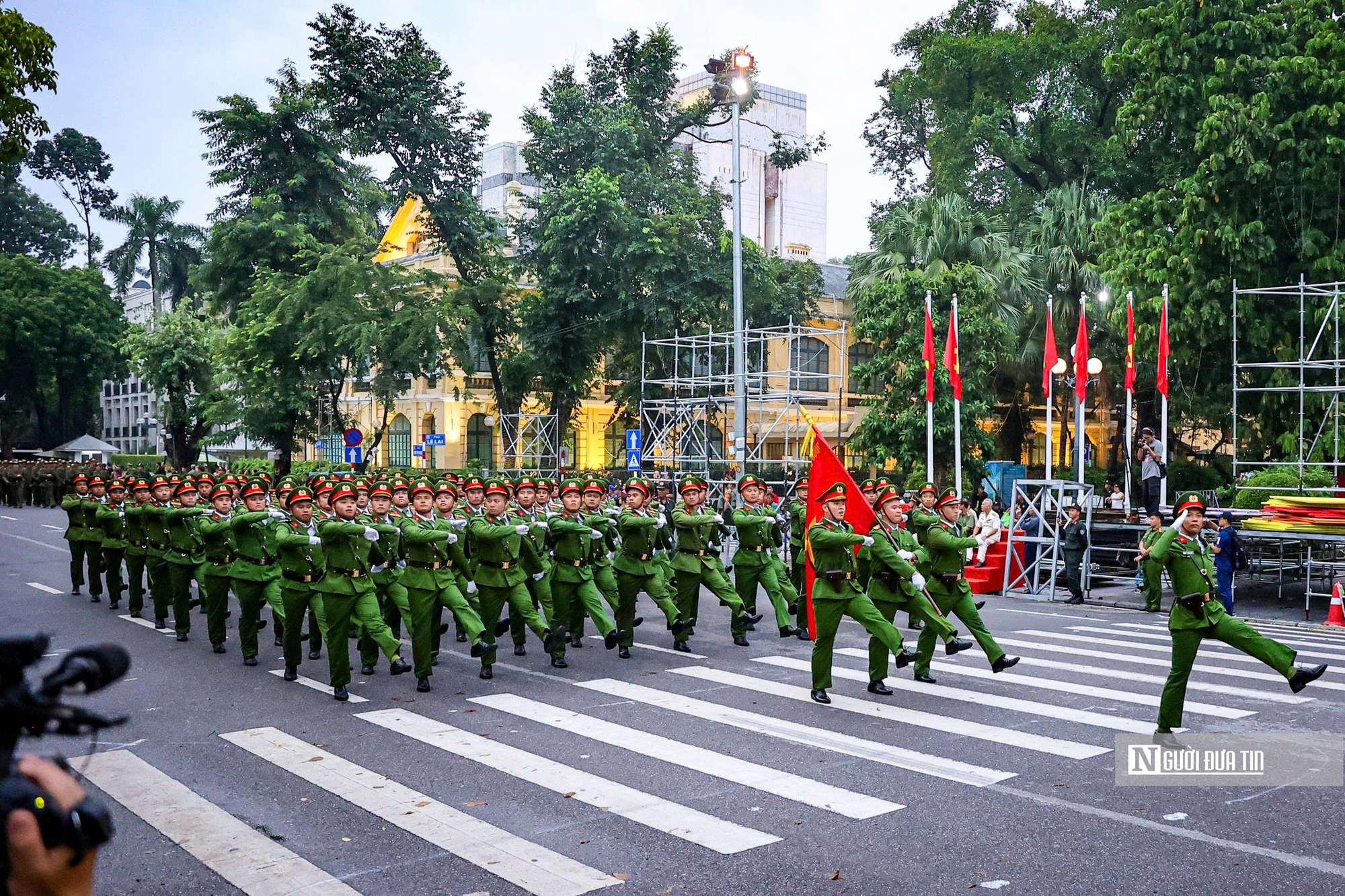 Công an Hà Nội sơ duyệt diễu binh chào mừng kỷ niệm 80 năm Cách mạng Tháng Tám- Ảnh 5.