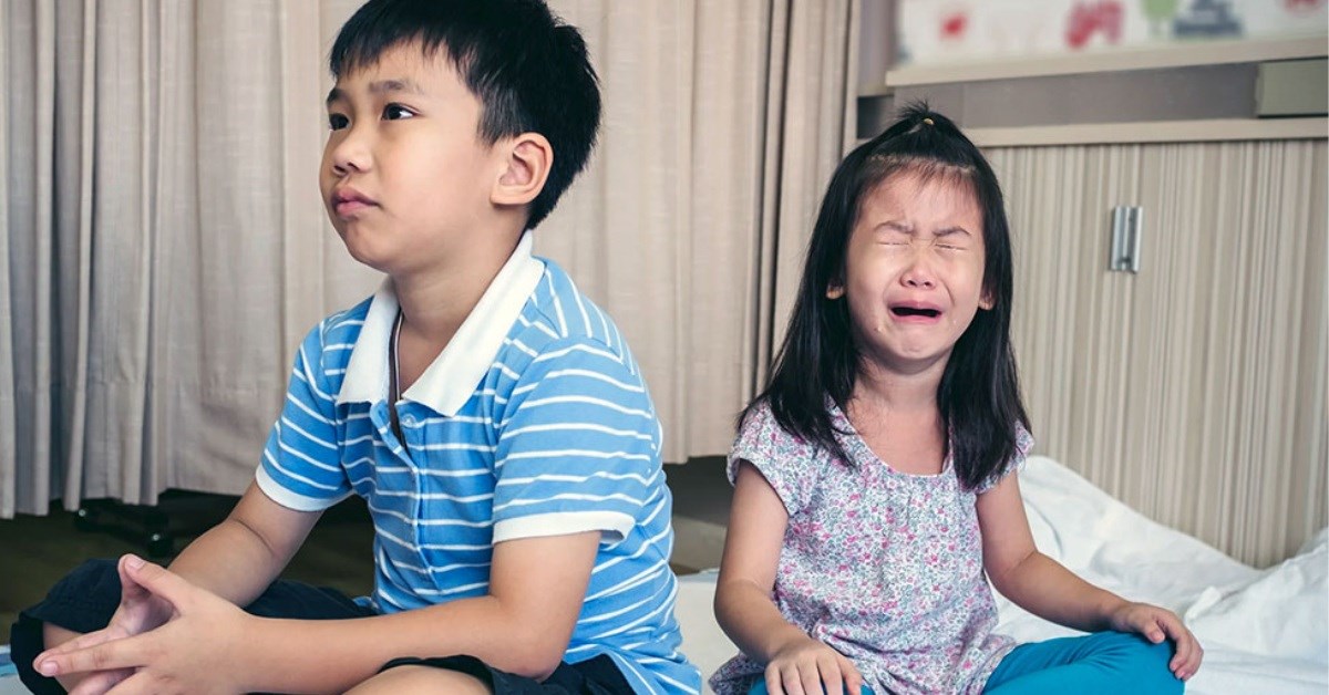 Khi bị đánh, đứa trẻ "bỏ chạy" và đứa "không chạy" lớn lên sẽ khác nhau một trời một vực- Ảnh 1.