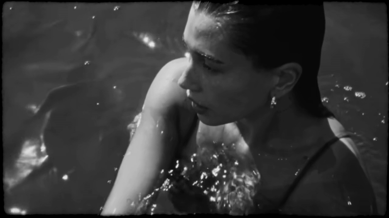 Justin Bieber tung MV mới mà sao view flop thế này, quý tử giật trọn spotlight nhưng netizen tiếc đúng 1 điều- Ảnh 2.