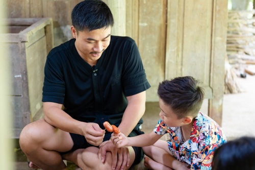 Tập 12 Bố Ơi Mình Đi Đâu Thế?: Duy Hưng khiến dàn nhóc tỳ rần rần khi xuất hiện cùng 1 món ăn!- Ảnh 4.