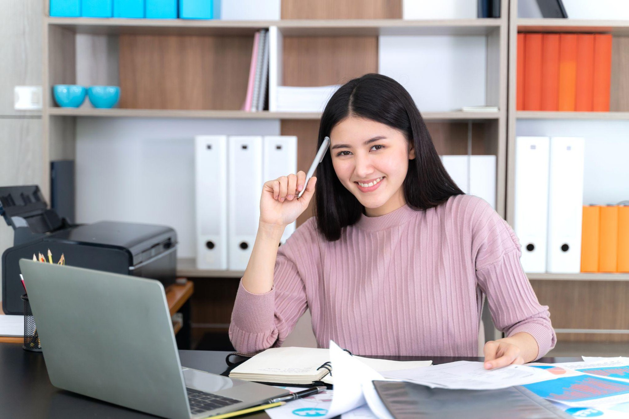 Nghệ thuật cân bằng của người trẻ: Vừa kiến tạo tương lai, vừa sống trọn hiện tại- Ảnh 1.