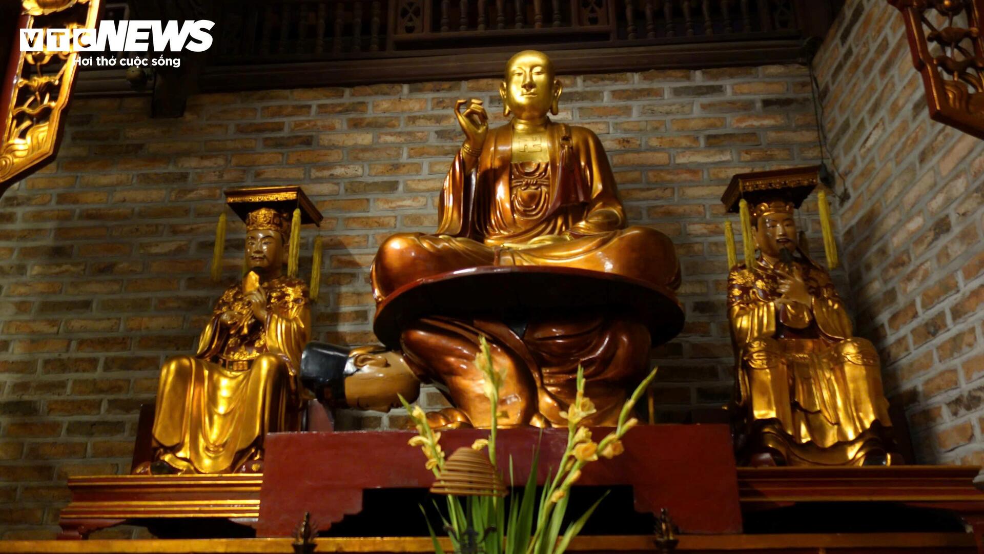 Giải mã bức tượng Phật ngồi trên lưng vua độc nhất vô nhị ở Hà Nội- Ảnh 2.