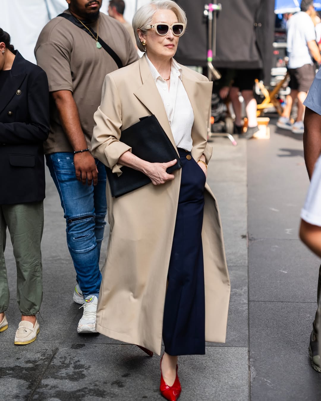 The Devil Wears Prada mới khởi động, nhân vật của Meryl Streep đã "mất chất"?- Ảnh 2.