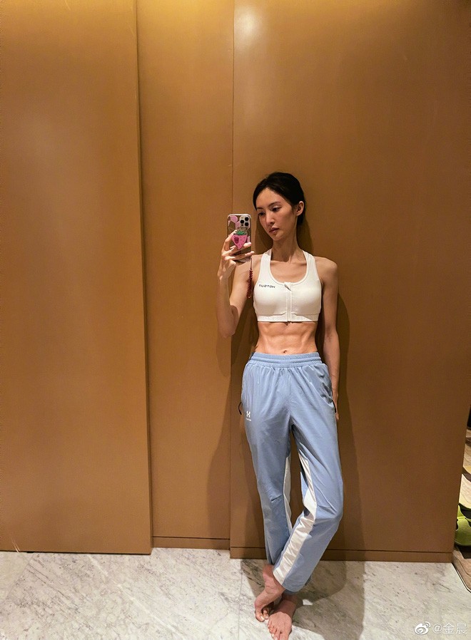 Kim Thần 2 tháng giảm 12kg: Không nhịn ăn, không bị xuống sắc nhờ chế độ khoa học- Ảnh 2.