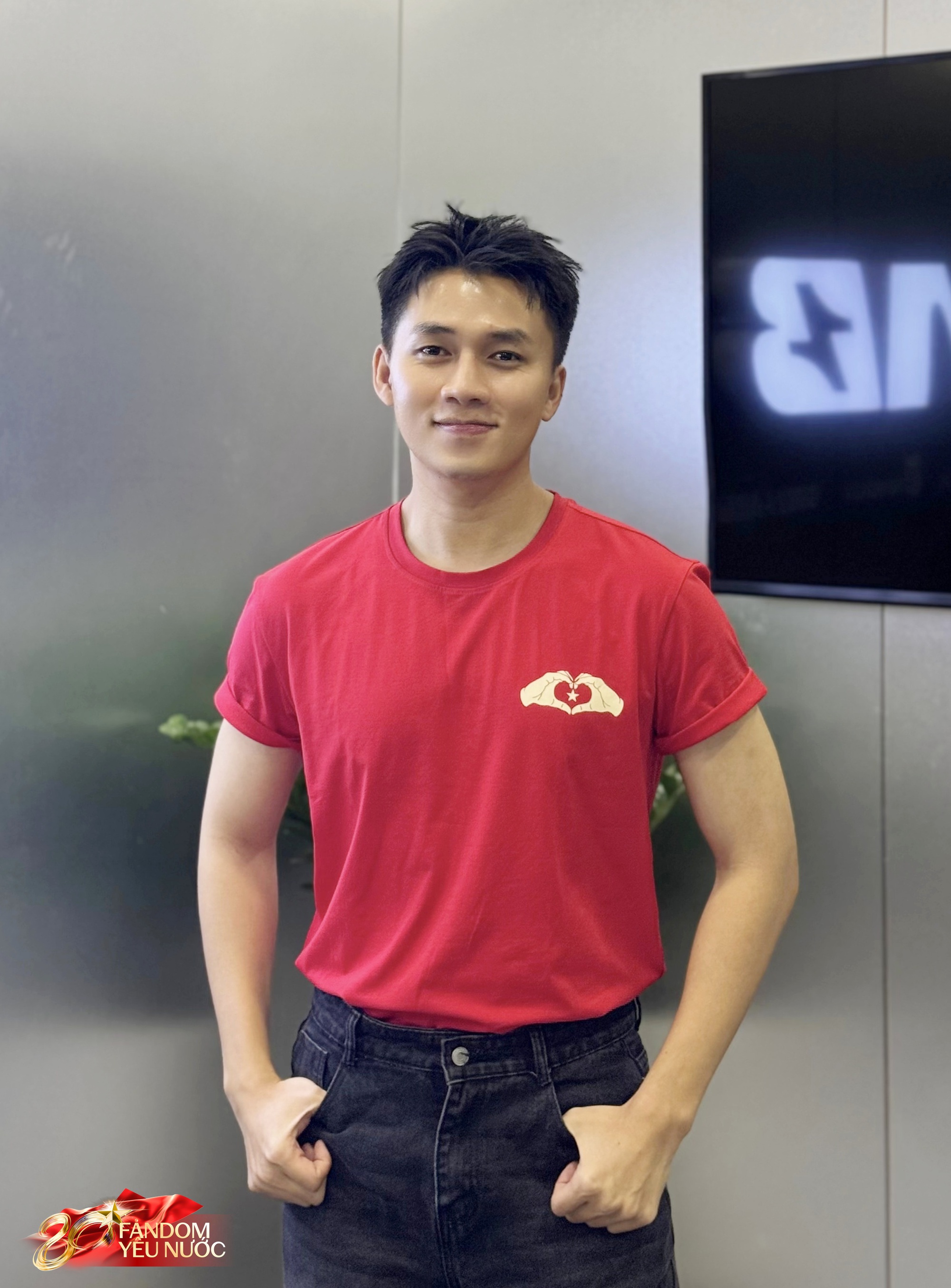 Mời “đoàn mình” xem trọn bộ sưu tập Yêu Nước: Đu concert quốc gia là phải cỡ này, làm sao để có?- Ảnh 2.