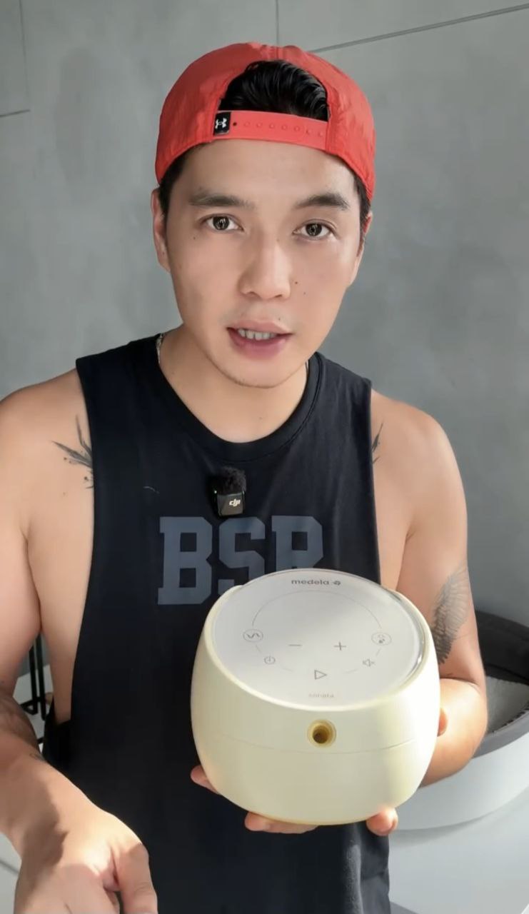"Bố bỉm quốc dân" Huy Trần tiếp tục review đồ cho bé Gạo, nâng tổng giá trị "đầu tư ban đầu" cho bình rượu mơ lên gần 150 triệu- Ảnh 2.