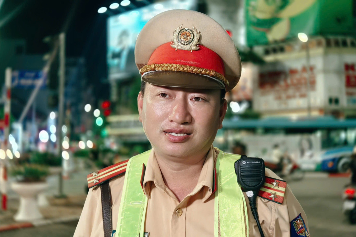Tài xế vi phạm nồng độ cồn bỏ lại xe, nói 'về nhà lấy phương tiện khác chở vợ đi trực'- Ảnh 5.