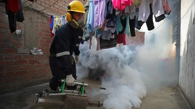 CDC Mỹ khuyến cáo cách phòng dịch Chikungunya đang bùng phát ở Trung Quốc, gần 3.000 ca mới trong một tuần- Ảnh 1.