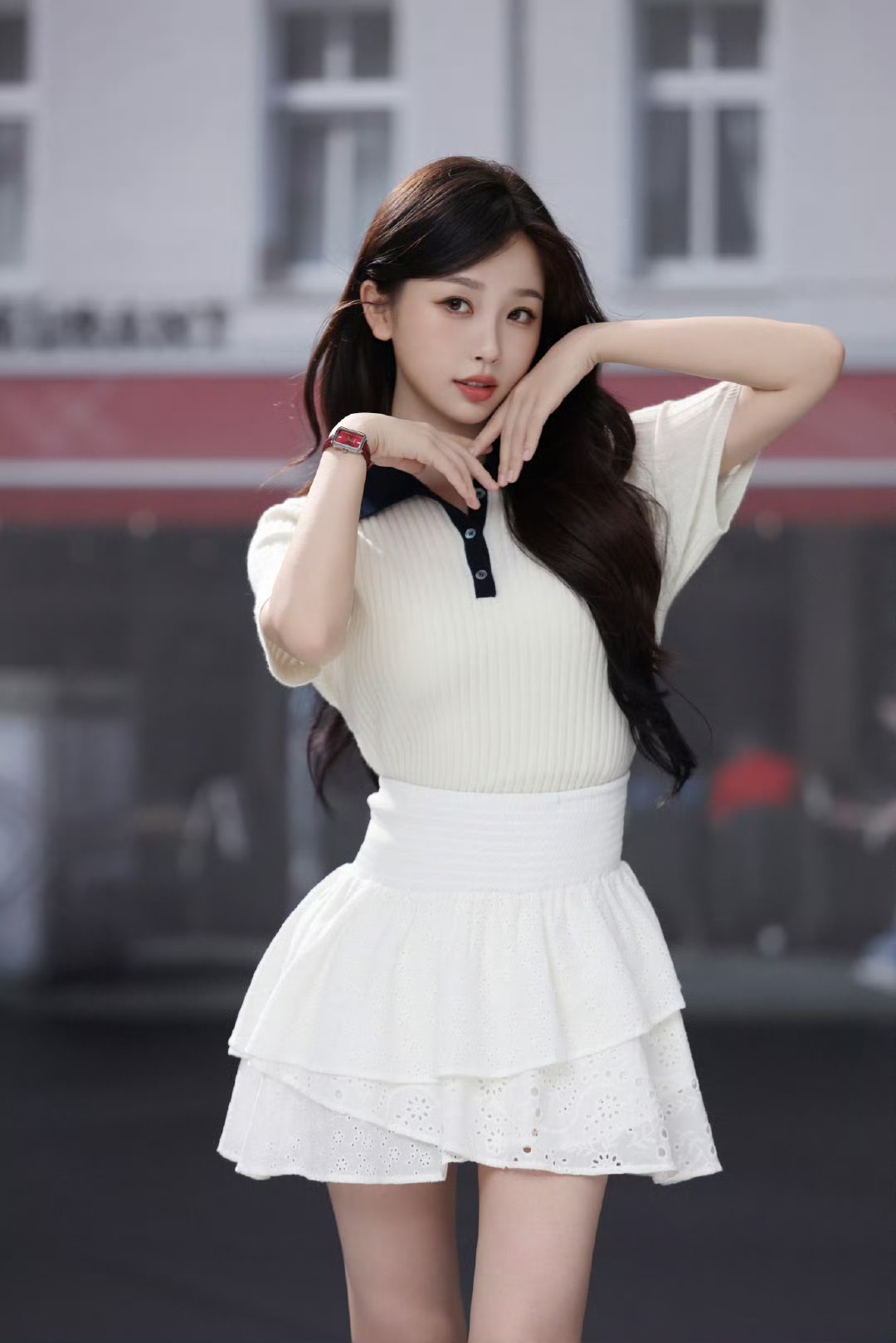 Không thể phân biệt đây là người thật hay búp bê: Đẹp đến phi thực tế, nhìn là muốn bắt về nuôi- Ảnh 9.