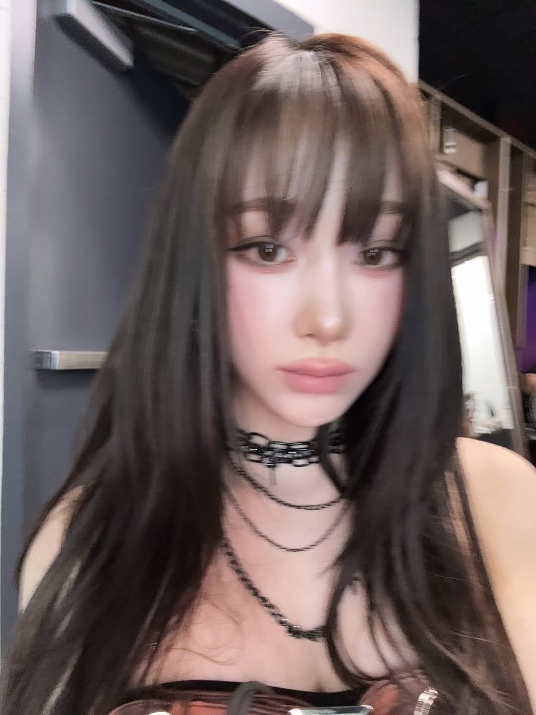 Gương mặt đơ cứng phát sợ của 
