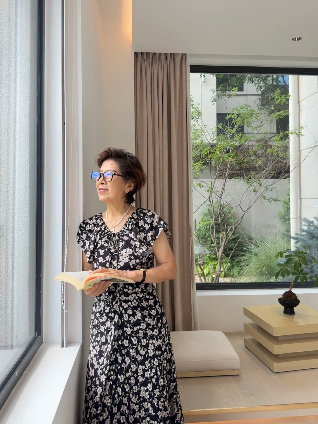 Làm blogger thời trang ở tuổi 67: Không nghỉ hưu nhàn rỗi, 