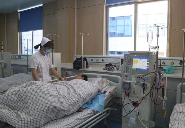 Người đàn ông tổn thương thận sau bữa ăn, bác sĩ nói thẳng: “Thủ phạm trong món thịt khoái khẩu”- Ảnh 1. Người đàn ông tổn thương thận sau bữa ăn, bác sĩ nói thẳng: “Thủ phạm trong món thịt khoái khẩu”- Ảnh 1.