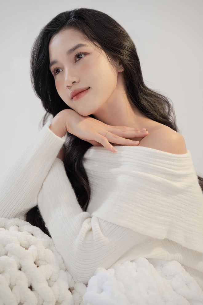 Visual sáng bừng hoà chung không khí yêu nước của hotgirl bóng chuyền Nguyễn Thị Phương- Ảnh 8. Visual sáng bừng hoà chung không khí yêu nước của hotgirl bóng chuyền Nguyễn Thị Phương- Ảnh 8.