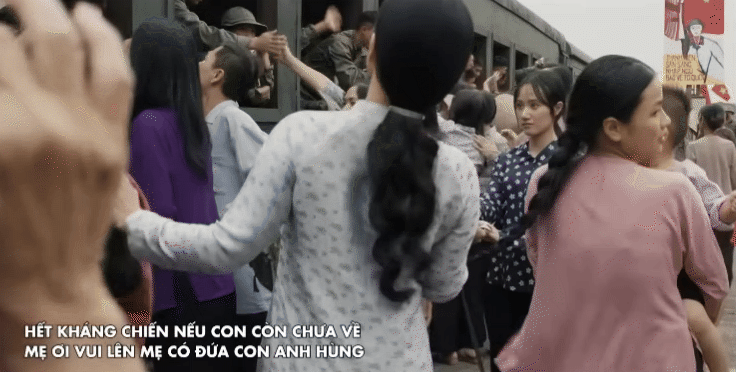 Sao nghĩ ra câu hát “hết kháng chiến con còn chưa về, mẹ ơi vui lên, mẹ có đứa con anh hùng” hay thế nhỉ?- Ảnh 2.