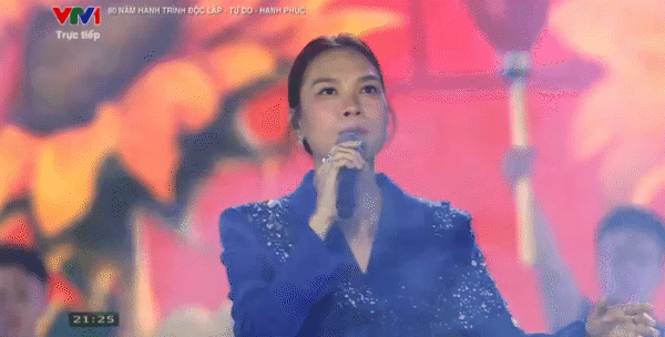 Concert quốc gia đặc biệt: SOOBIN hô "Việt Nam" đến lạc cả giọng, Mỹ Tâm kết hợp Quán quân Rap Việt quá cháy!- Ảnh 21.