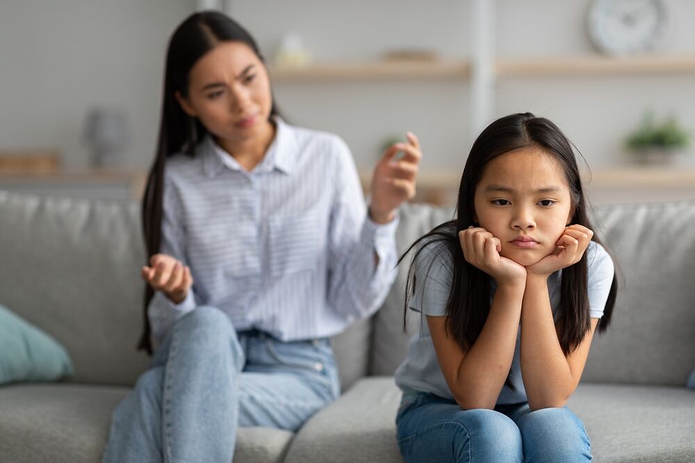 Phụ huynh Hà Nội bàng hoàng khi thấy thứ con trai 15 tuổi giấu kỹ trong phòng: "Tôi thực sự bị shock..."- Ảnh 2.