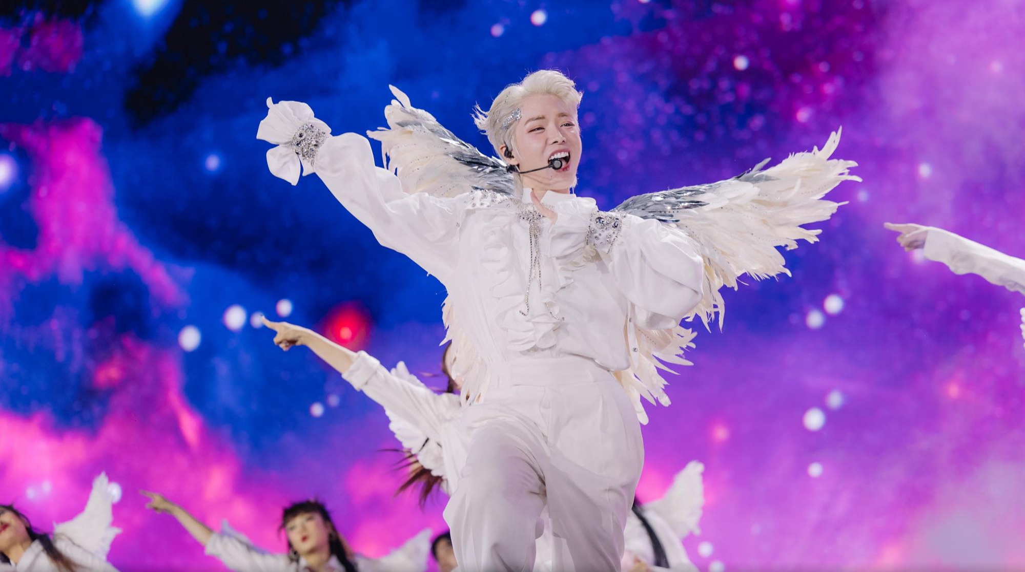 Giọng ca trẻ cực kỳ đắt show concert quốc gia: Hit trăm triệu view nối đuôi nhau, cát xê khủng mua nhà chục tỷ- Ảnh 3.
