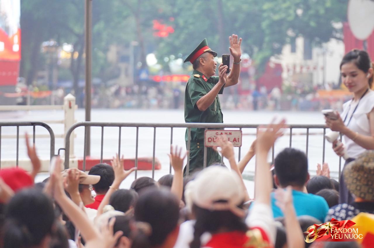 Khoảnh khắc xúc động khi các cựu chiến binh tiến vào khu vực ưu tiên: "Có lẽ đây sẽ là lần cuối cùng..."- Ảnh 3.