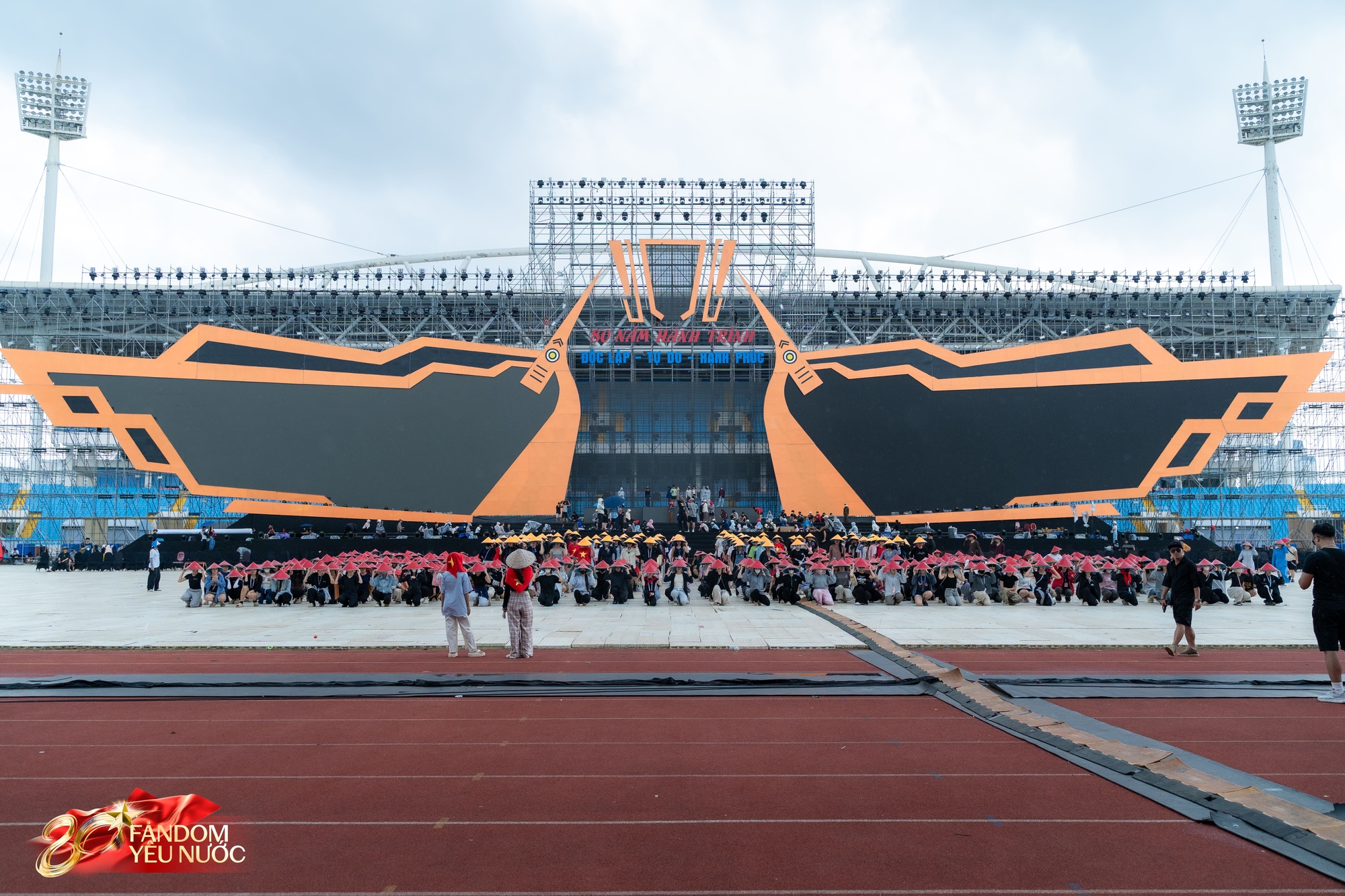 Tổng duyệt Concert Quốc Gia ngày 1/9: Mỹ Tâm xuất hiện nổi bần bật, Quán quân Rap Việt có hành động tinh tế với đàn chị- Ảnh 1. Tổng duyệt Concert Quốc Gia ngày 1/9: Mỹ Tâm xuất hiện nổi bần bật, Quán quân Rap Việt có hành động tinh tế với đàn chị- Ảnh 1.