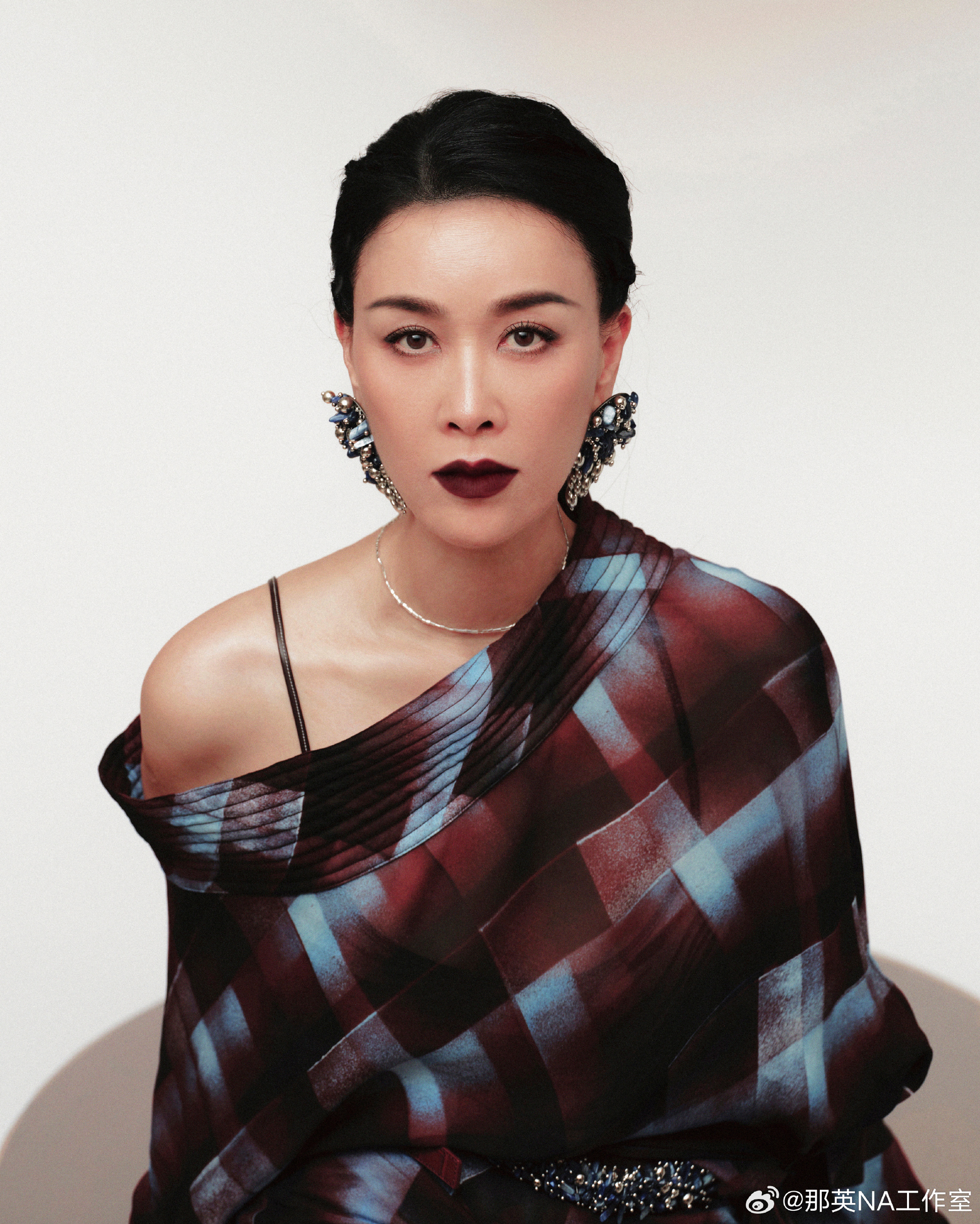"Chị đại" The Voice bị "cắm sừng", chồng lộ clip dẫn "sugar baby" về nhà riêng lúc vợ vắng mặt- Ảnh 1.
