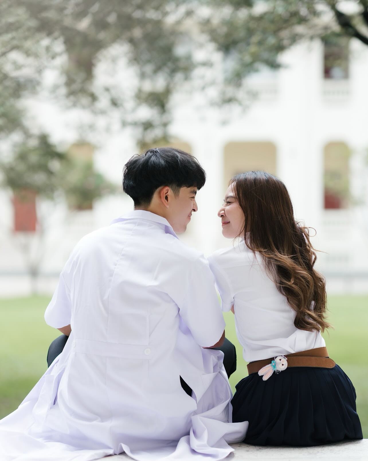 Ái nữ nhà HLV Kiatisuk xinh như hoa hậu, từng được 