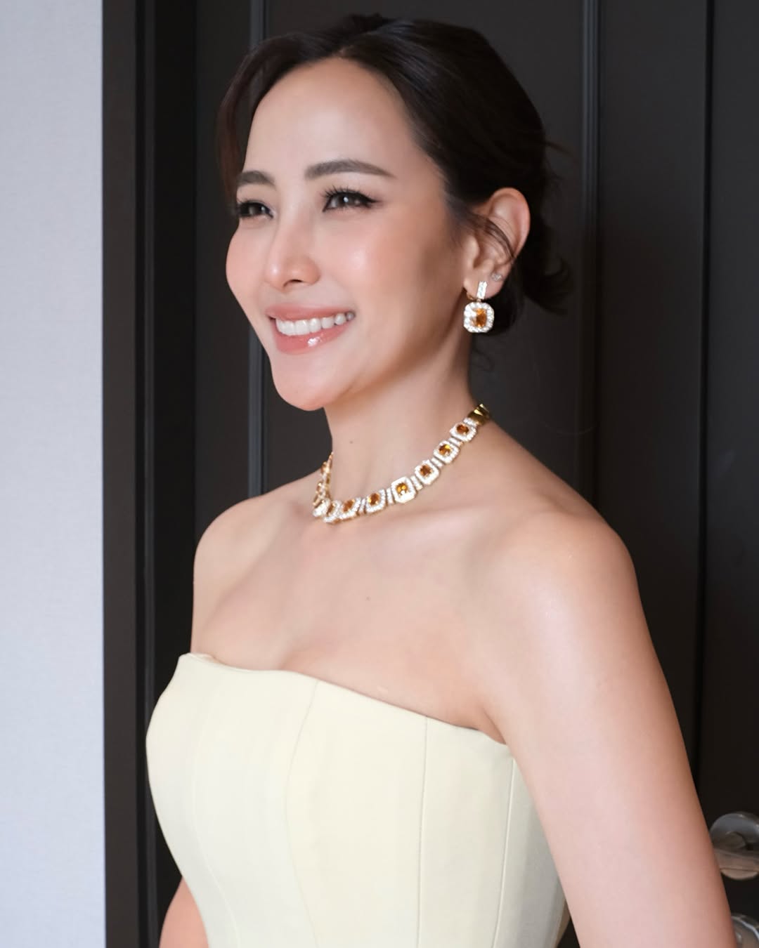 Phu nhân Thủ tướng Thái Lan 39 tuổi trẻ đẹp phát hờn: Từ lâu đã kết thân 1 loại nước thải mỡ, làm trắng da, người Việt không lạ vì thường dùng chữa ho, viêm họng- Ảnh 12.