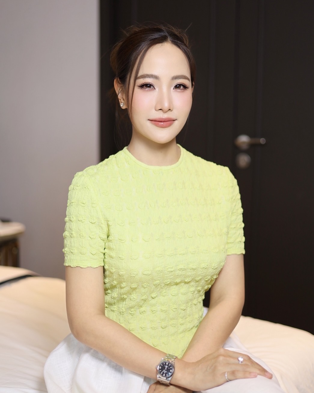 Phu nhân Thủ tướng Thái Lan 39 tuổi trẻ đẹp phát hờn: Từ lâu đã kết thân 1 loại nước thải mỡ, làm trắng da, người Việt không lạ vì thường dùng chữa ho, viêm họng- Ảnh 2.