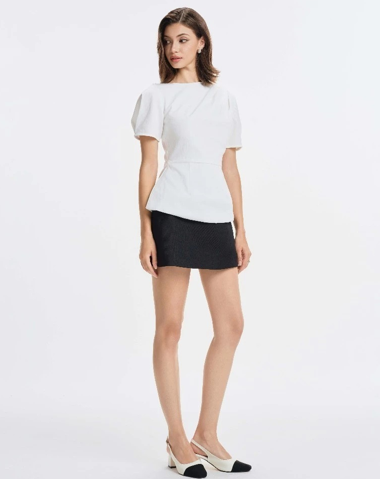 Jennie mặt mộc + diện đồ trắng: U30 mà ngỡ gái 18, xin phép được phong thần!- Ảnh 10. Jennie mặt mộc + diện đồ trắng: U30 mà ngỡ gái 18, xin phép được phong thần!- Ảnh 10.