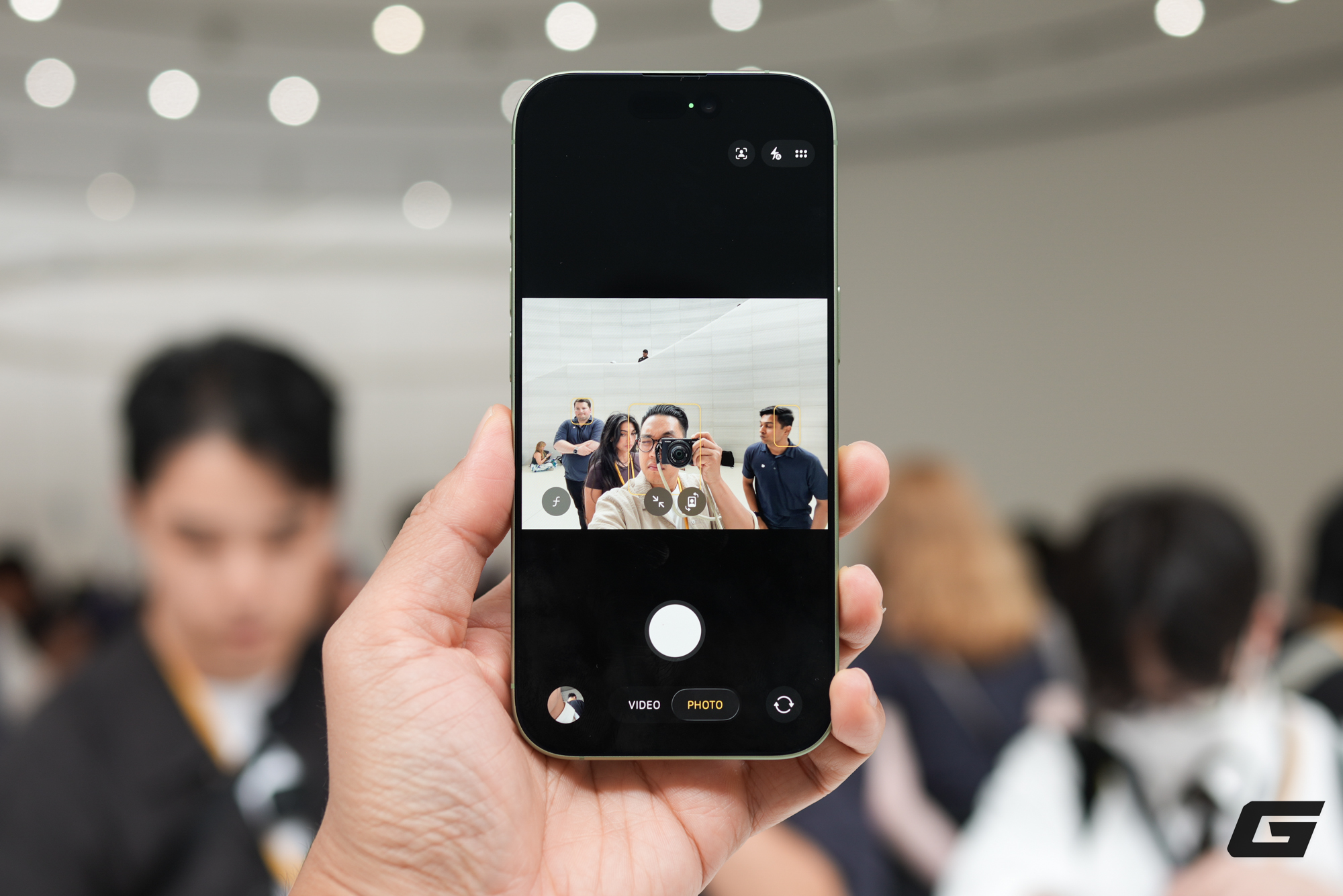 Trên tay iPhone 17 "cuối cùng cũng có 120Hz": Apple đã làm đúng điều người dùng mong đợi từ lâu- Ảnh 4.