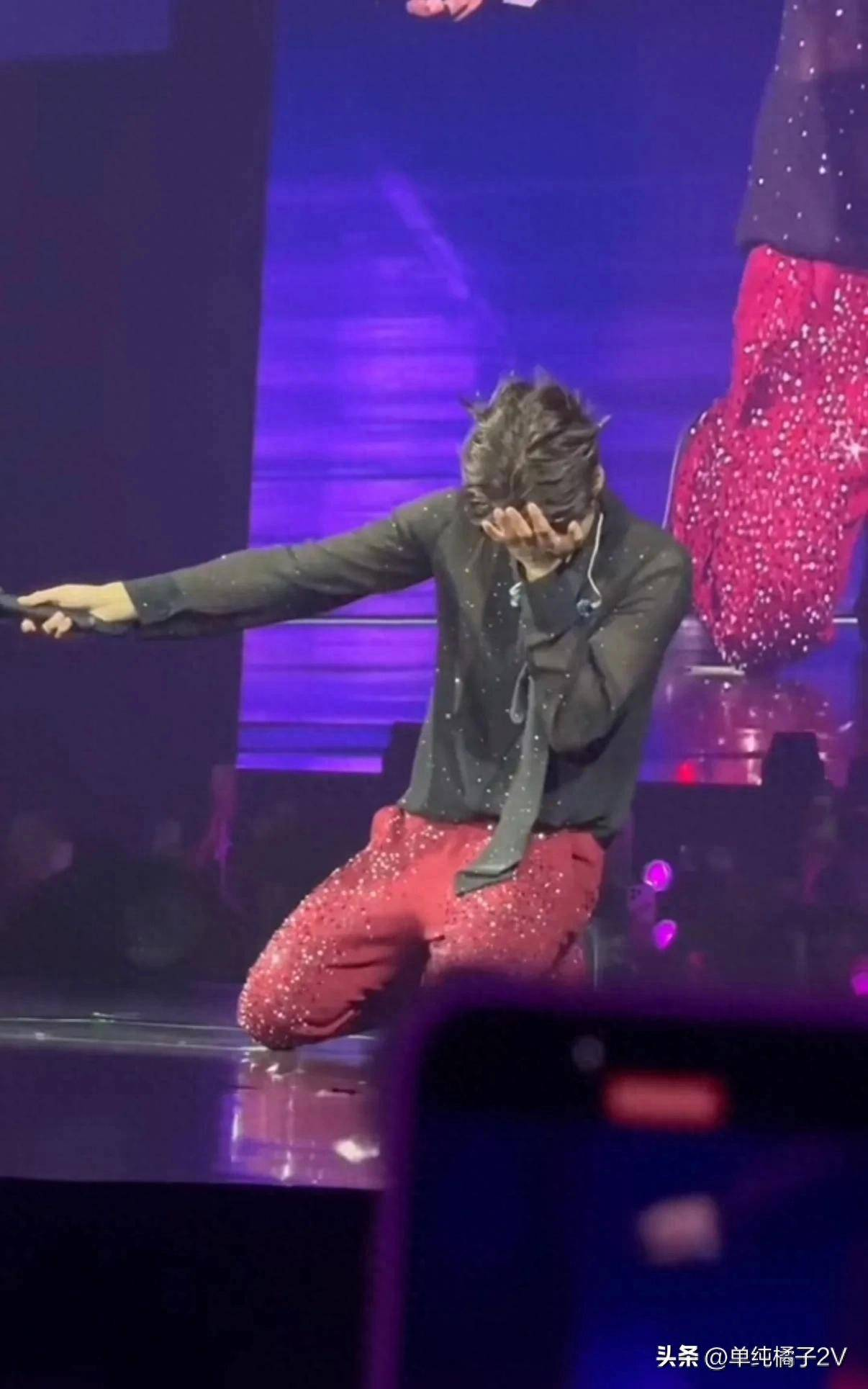 Sự hết thời của 1 sao hạng A: Nh&acirc;n c&aacute;ch tệ hại 3 năm kh&ocirc;ng ai mời đ&oacute;ng phim, phải quỳ gối xin lỗi kh&aacute;n giả- Ảnh 6.