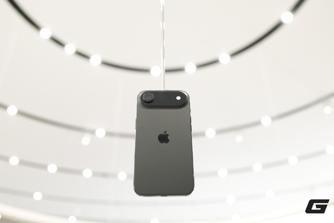 iPhone 17 và những "lần đầu tiên" trong lịch sử: từ màn hình 120 Hz đến iPhone mỏng nhất- Ảnh 5.