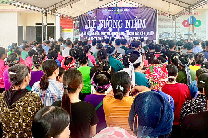 Xúc động lễ tưởng niệm một năm ngày mất của 67 nạn nhân Làng Nủ- Ảnh 1.