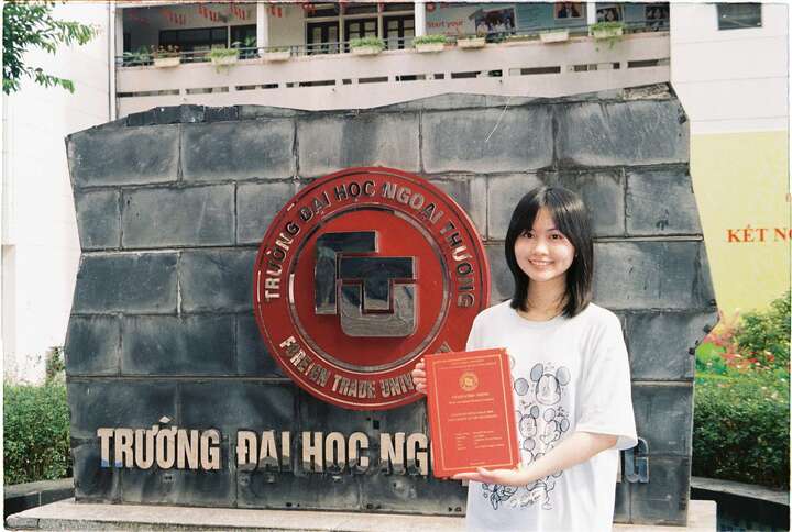 Nữ sinh tốt nghiệp thủ khoa Đại học Ngoại thương điểm tuyệt đối- Ảnh 3.