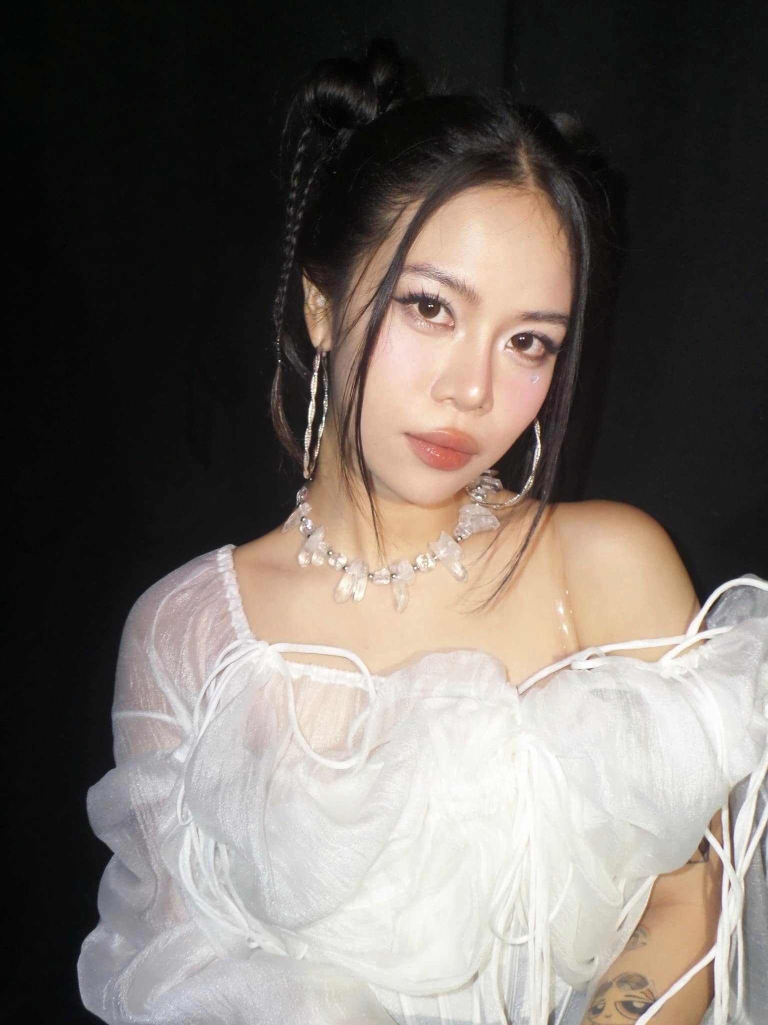 Cô nàng học giỏi từng thi đậu ngành Y, đạt 8.0 IELTS nay là rapper chất nhất thế hệ, đụng bài nào hit bài đó- Ảnh 6.