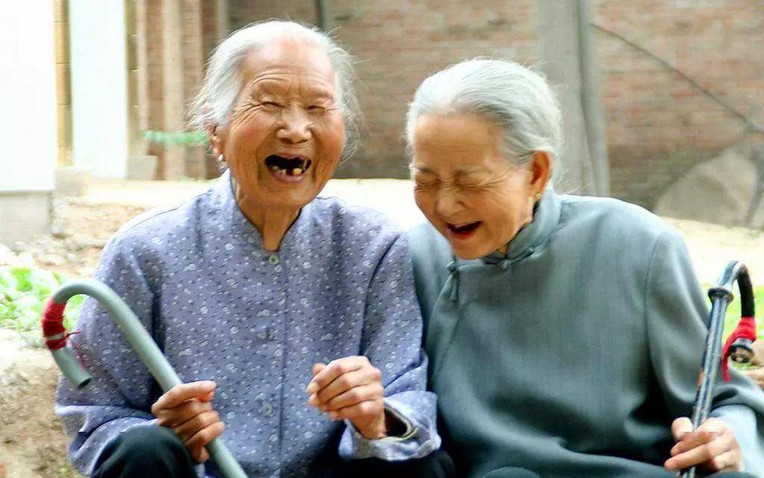 8 chữ “Đừng” - 6 chữ “Nên”: Bình yên tuổi già không phải tự nhiên mà có, quên 1 chữ cũng thiệt thân- Ảnh 1.