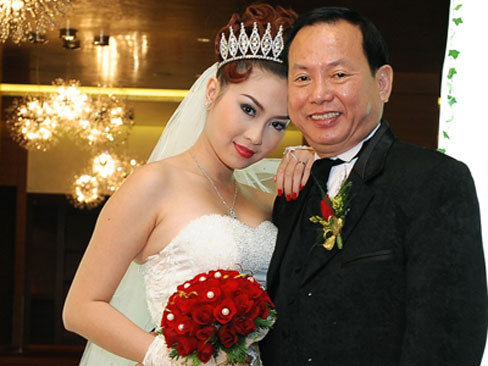 Người đẹp Việt có cuộc hôn nhân ngắn nhất thế giới, bất ngờ xin lỗi chồng cũ sau 13 năm- Ảnh 1.