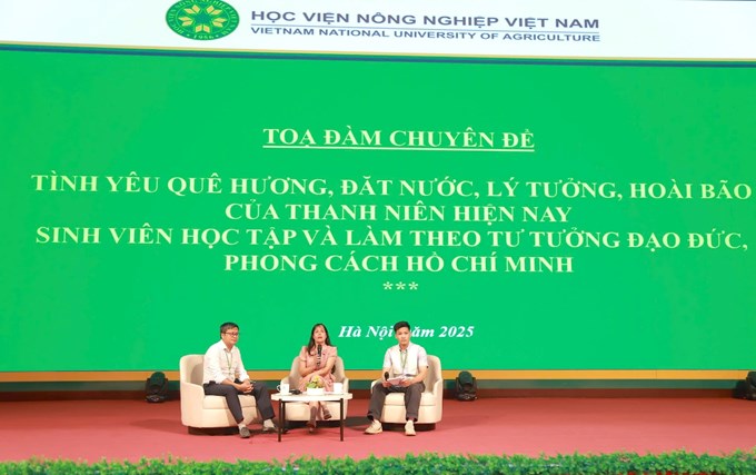 Sôi động tuần sinh hoạt công dân - sinh viên dành cho tân sinh viên khóa 70 VNUA- Ảnh 2.